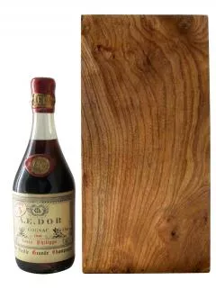 コニャック グランド・シャンパーニュ・ルイフィリップ、特別長期熟成 AEドール 1840 ボトル1本入り、産地木製ケース入（1x75cl）